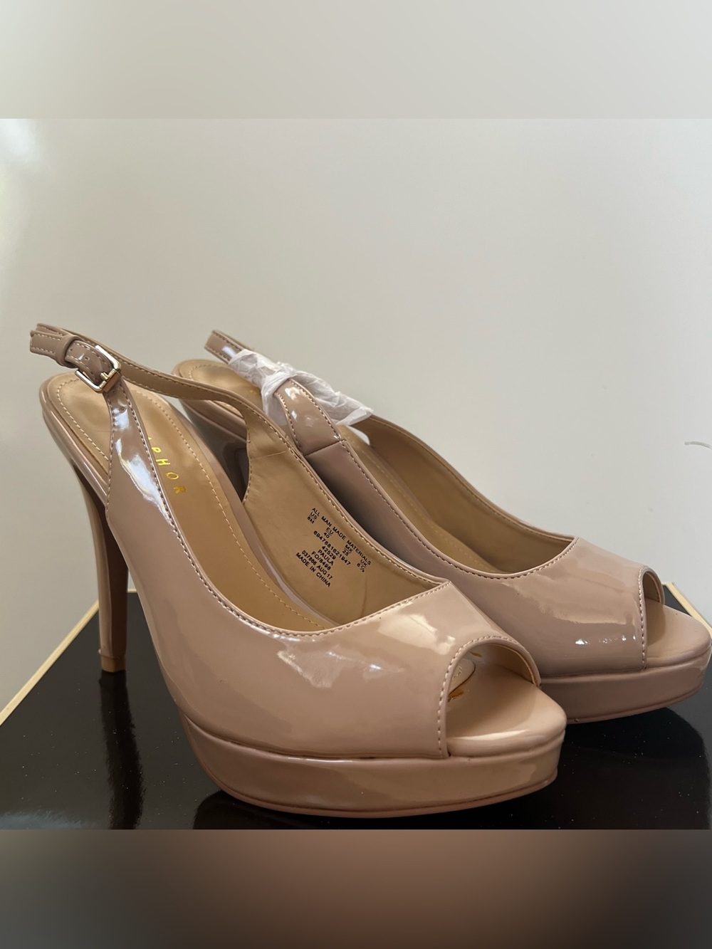 👠 Minimalist Slingback Pumps